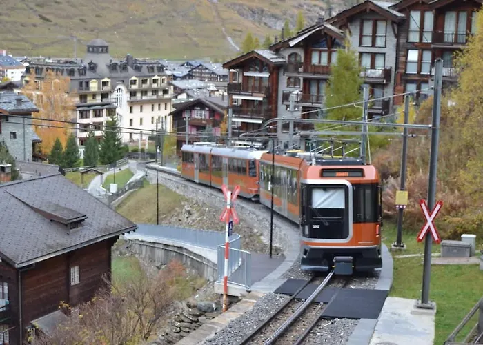 Appartement House St-george Alpine With Terrace And View On Village Zermatt